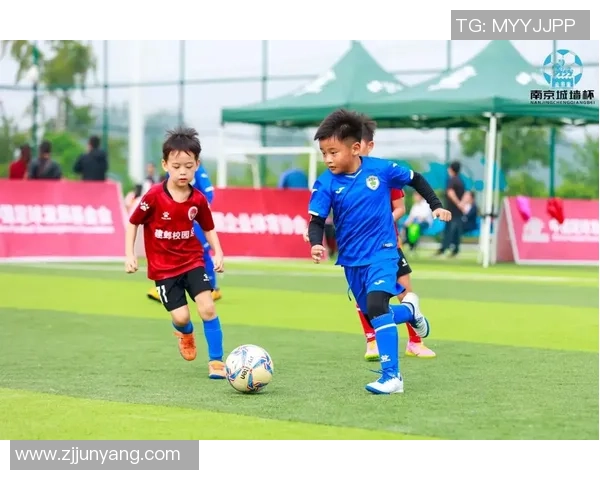 足球比赛现场音效设计如何提升观众体验与赛事氛围的研究与探讨